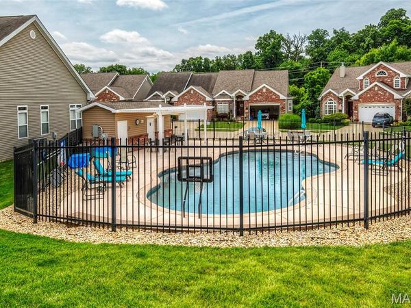 168 Woodland Place Court, St Charles, MO 63303