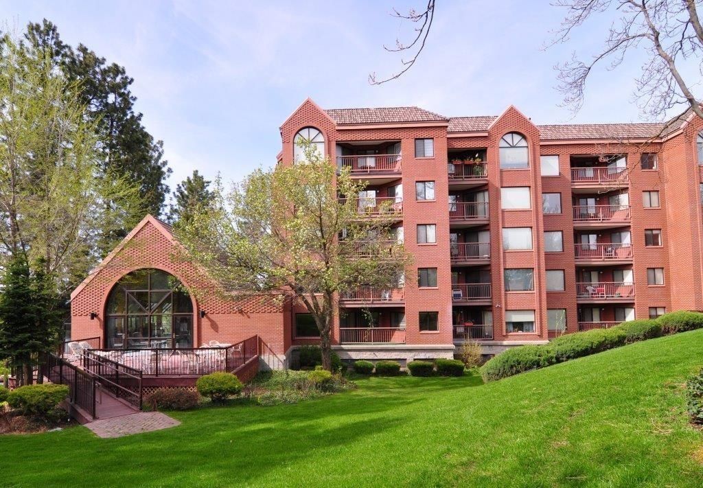 221 E Rockwood Blvd, Spokane, WA 99202 Main Photo
