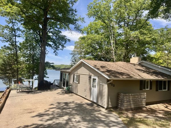 5923 Oak Road, Rose City, MI 48654