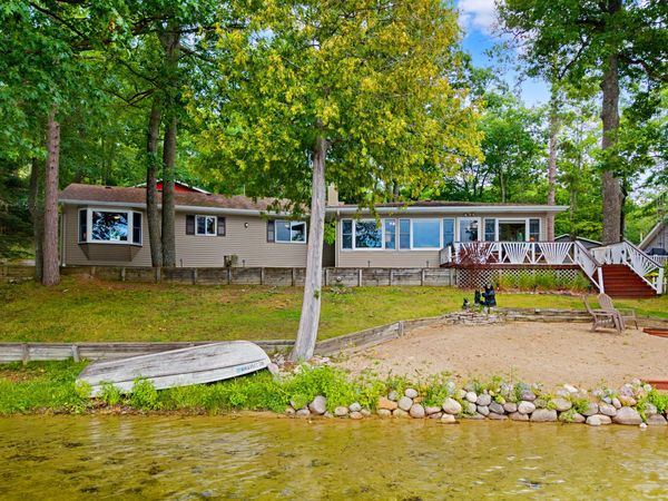 5923 Oak Road, Rose City, MI 48654