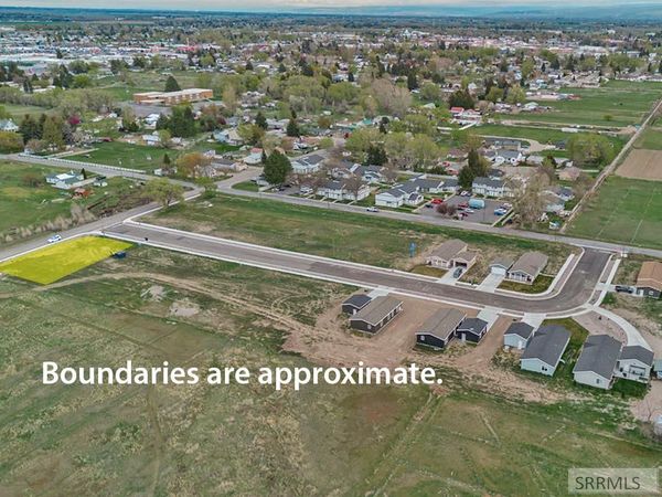 827 Cottage Lane, BLACKFOOT, ID 83211