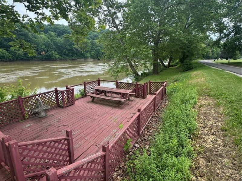 7885 Old River, Philo, OH 43771 Photo 13