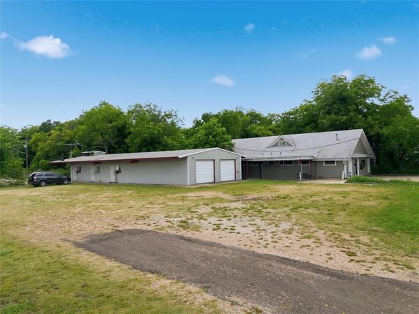 408 Live Oak St Street , Marlin, TX 76661