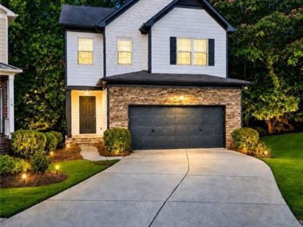 208 Ranier Court , Canton, GA 30114