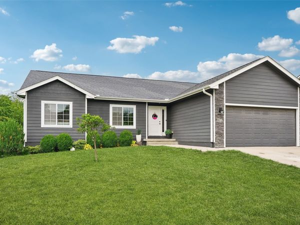 801 N Kenwood Boulevard, Indianola, IA 50125