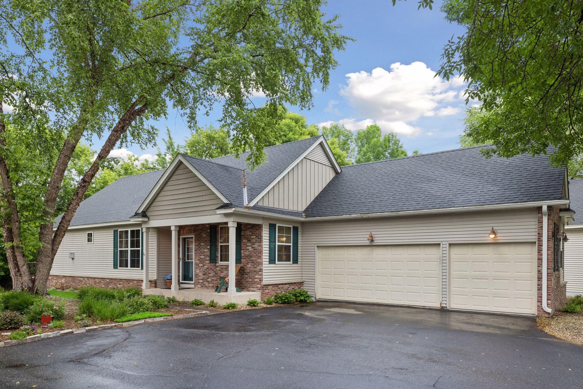 10502 Mississippi Circle N, Brooklyn Park, MN 55443 Main Photo