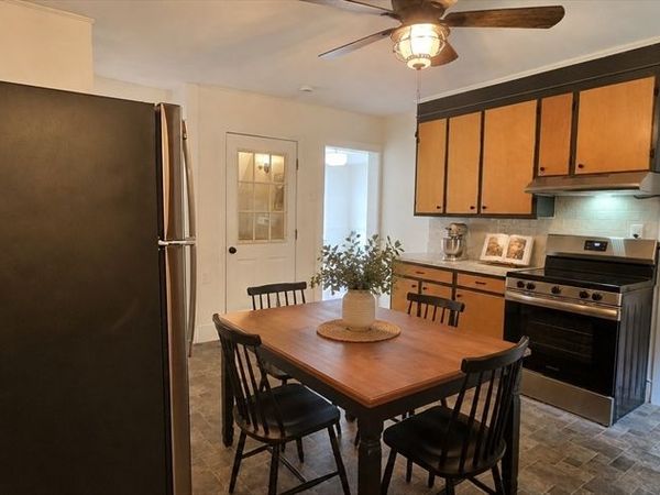 16 Central Street, Unit 2, West Brookfield, MA 01585
