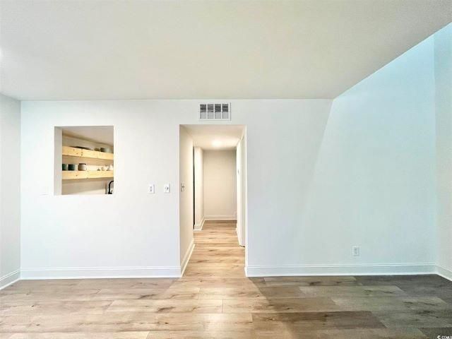 402 75th Ave N Photo 4