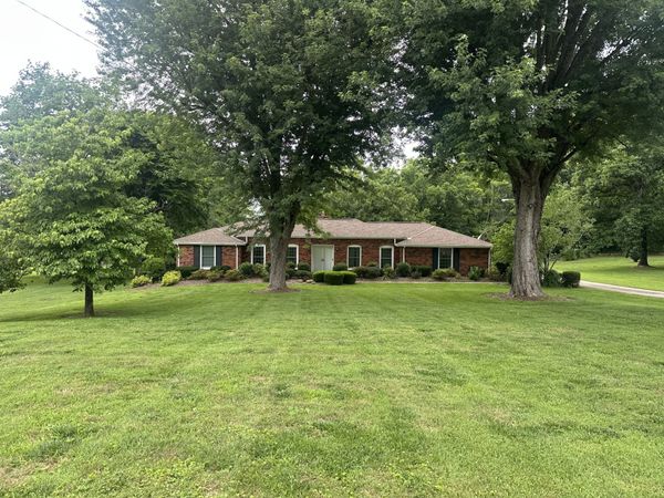 8390 Merrymount Dr , Nashville, TN 37221