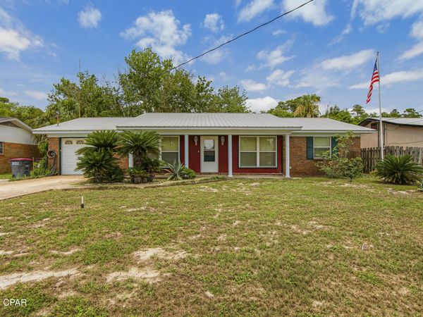 139 Manistee Drive , Panama City Beach, FL 32413