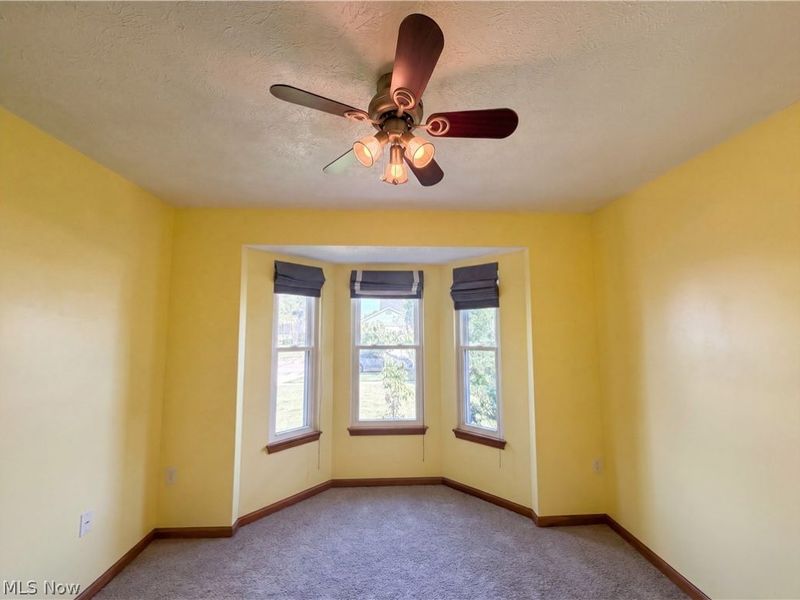 6016 W Breezeway Drive, North Ridgeville, OH 44039 Photo 9