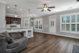 222 Bowyer Court photo 4