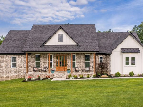 19 Avrey , Greenbrier, AR 72058