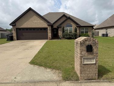 823 Gloucester Dr, Jonesboro, AR 72401