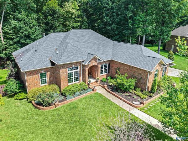 14 Natures Loop Road SE, Huntsville, AL 35803