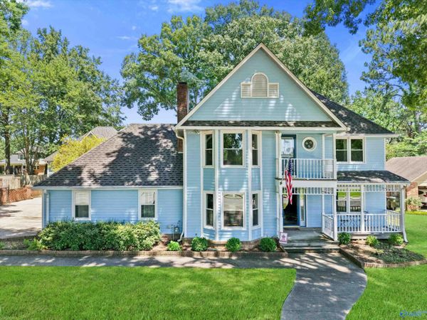 1804 SE Eastwood Drive SE, Decatur, AL 35601