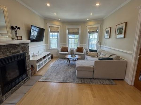 31 Mt Vernon St, Unit 3, Boston, MA 02125