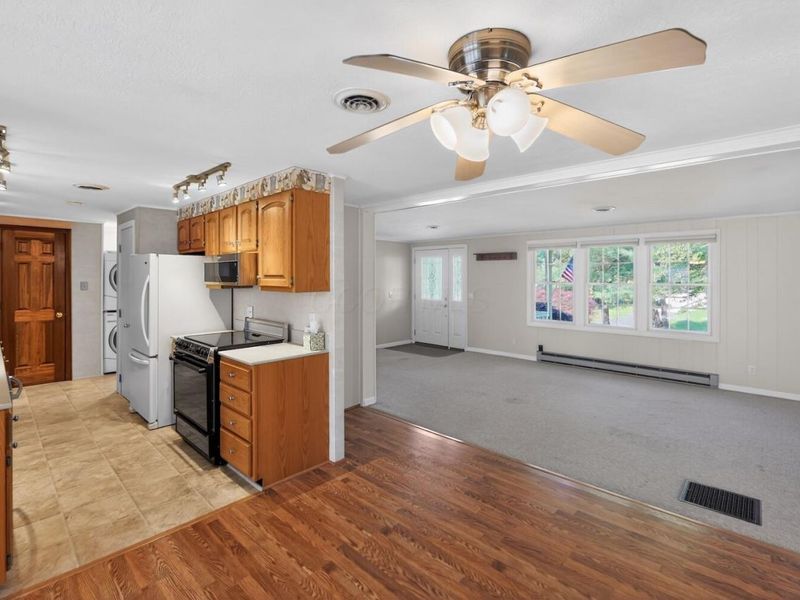 1588 Apple Valley Drive, Howard, OH 43028 Photo 13