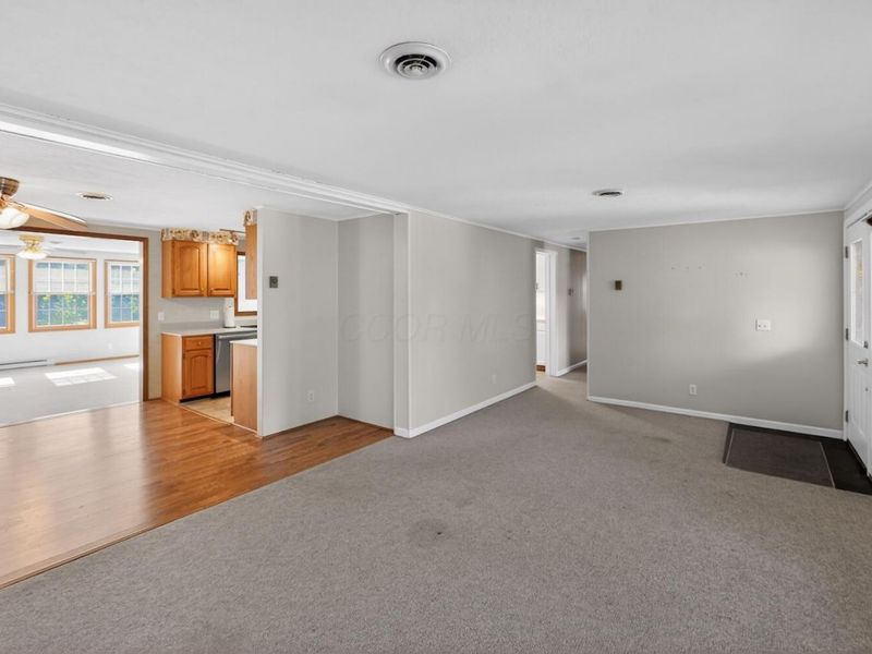 1588 Apple Valley Drive, Howard, OH 43028 Photo 16