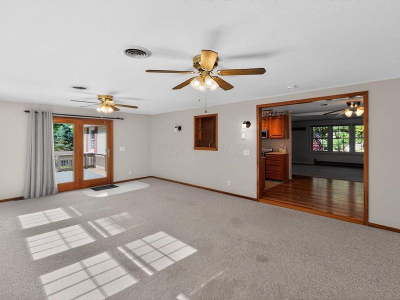 1588 Apple Valley Drive, Howard, OH 43028 Photo 4