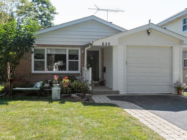 622 Pleasant Avenue , Highland Park, IL 60035