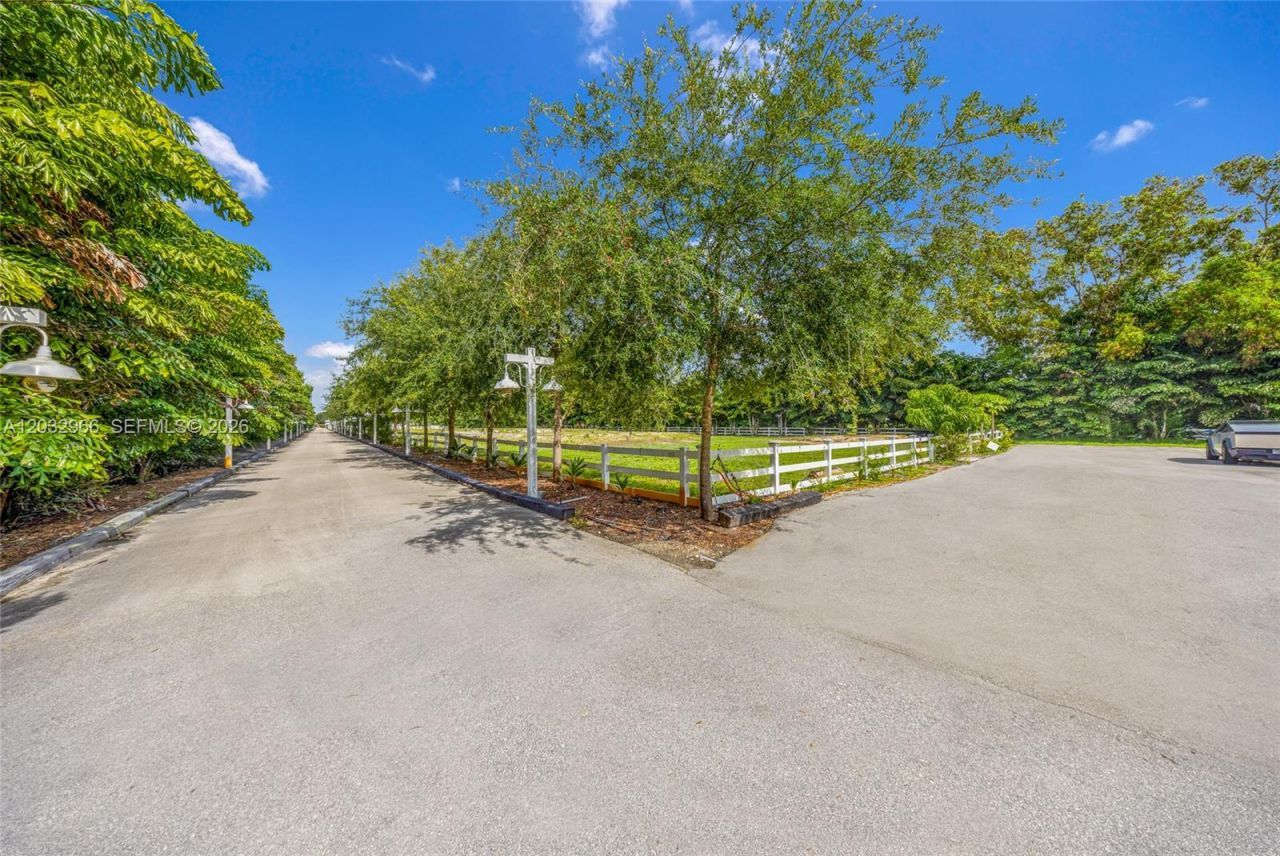 4680 SW 148th Ave , Southwest Ranches, FL 33330 Photo