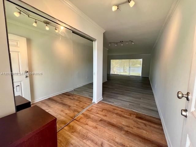 9359 N Fontainebleau Blvd , Unit F109, Miami, FL 33172 Photo