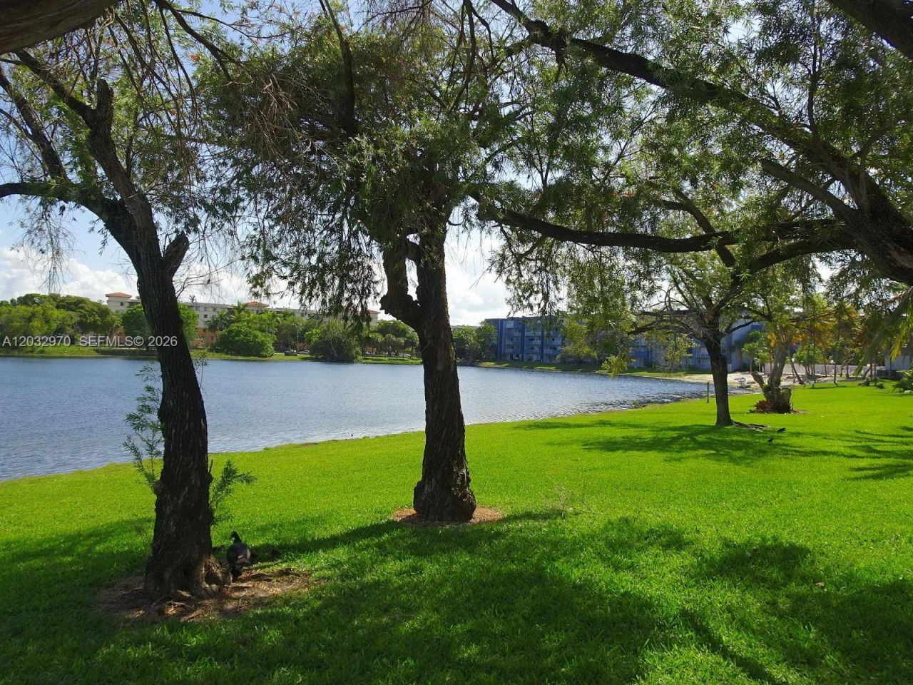 9359 N Fontainebleau Blvd , Unit F109, Miami, FL 33172 Photo