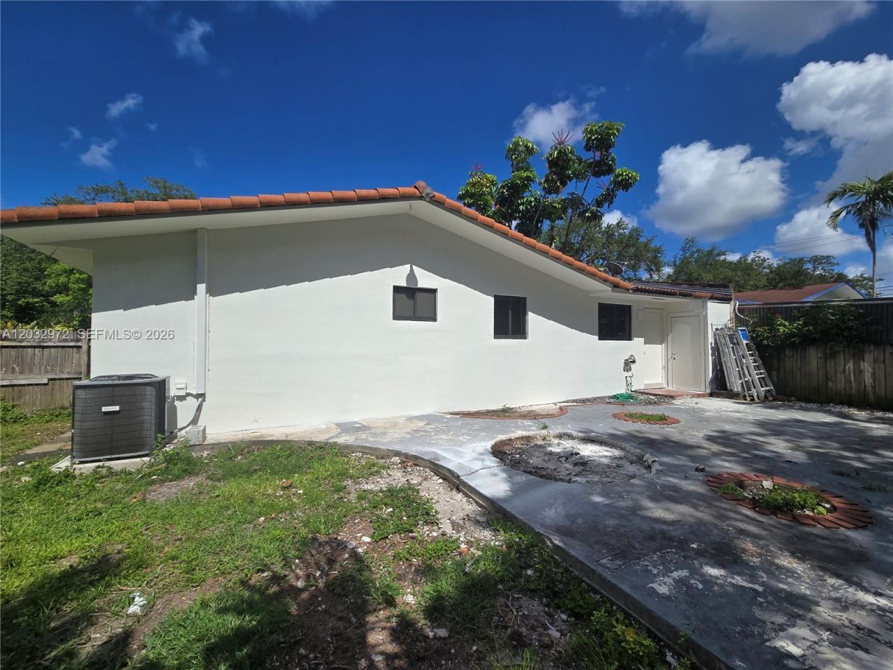13100 NE 3rd Ct, Unit 1, North Miami, FL 33161 Photo