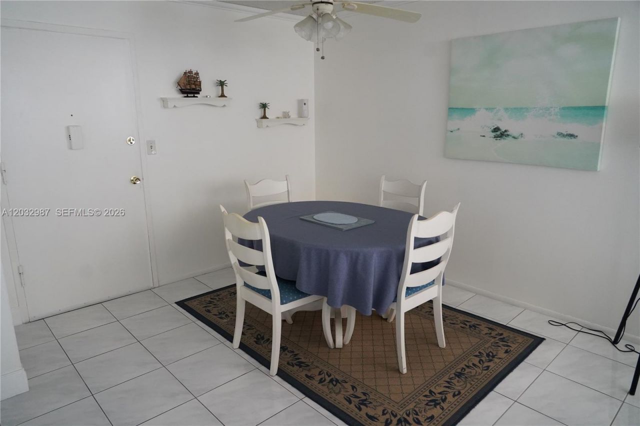 1913 S Ocean Dr , Unit 405, Hallandale Beach, FL 33009 Photo