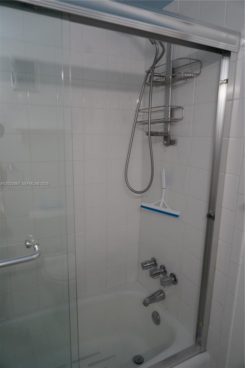1913 S Ocean Dr , Unit 405, Hallandale Beach, FL 33009 Photo