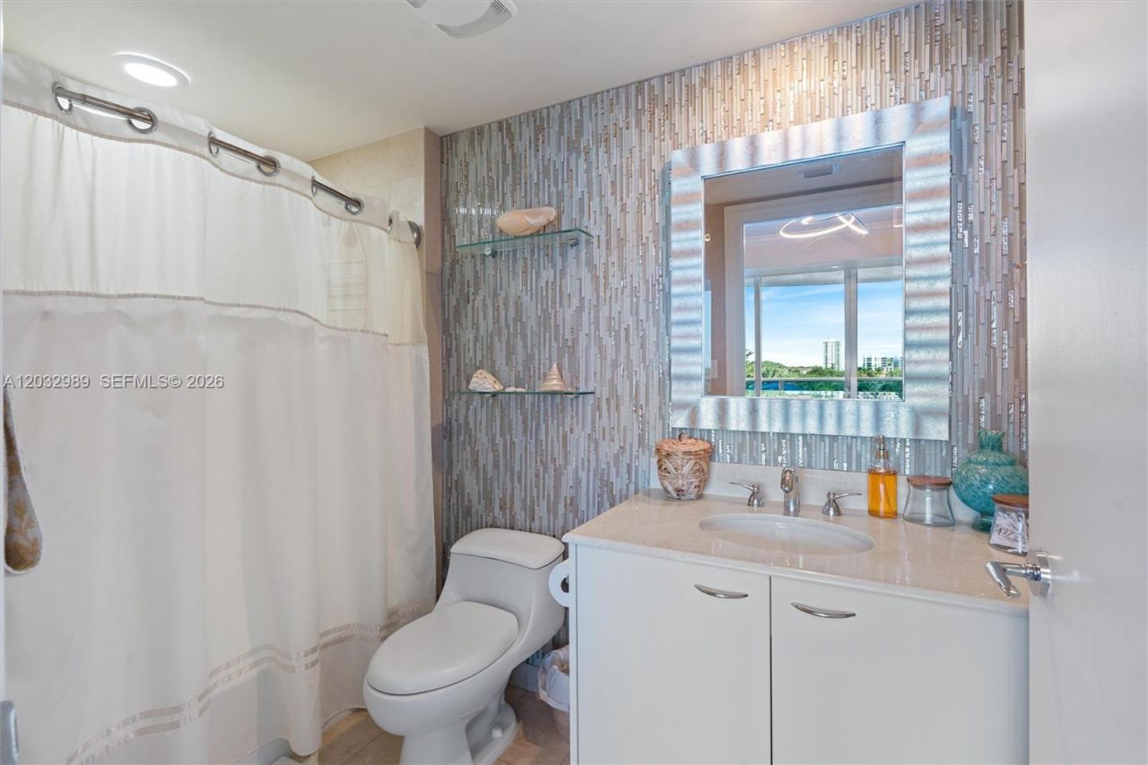 1600 S Ocean Blvd, Unit 402, Lauderdale by the Sea, FL 33062 Photo