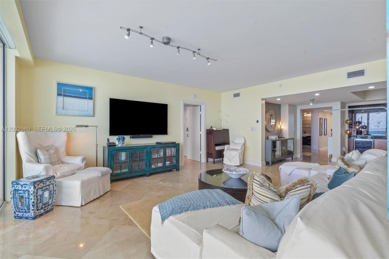 1600 S Ocean Blvd, Unit 402, Lauderdale by the Sea, FL 33062 Photo