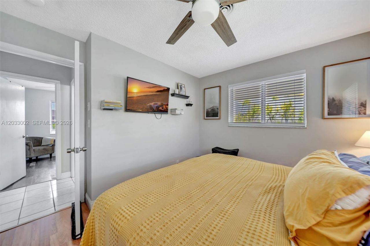 2708 NW 51st Pl , Tamarac, FL 33309 Photo