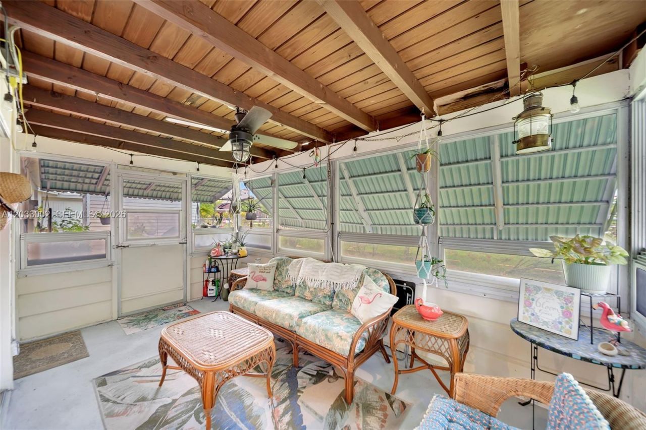 2708 NW 51st Pl , Tamarac, FL 33309 Photo
