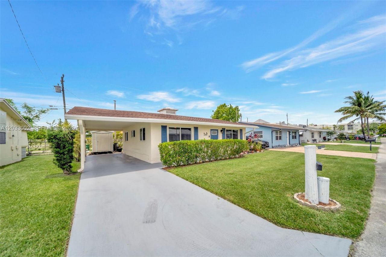 2708 NW 51st Pl , Tamarac, FL 33309 Photo