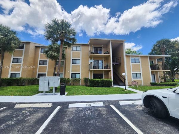 9491 S Palm Cir S , Unit 205, Pembroke Pines, FL 33025