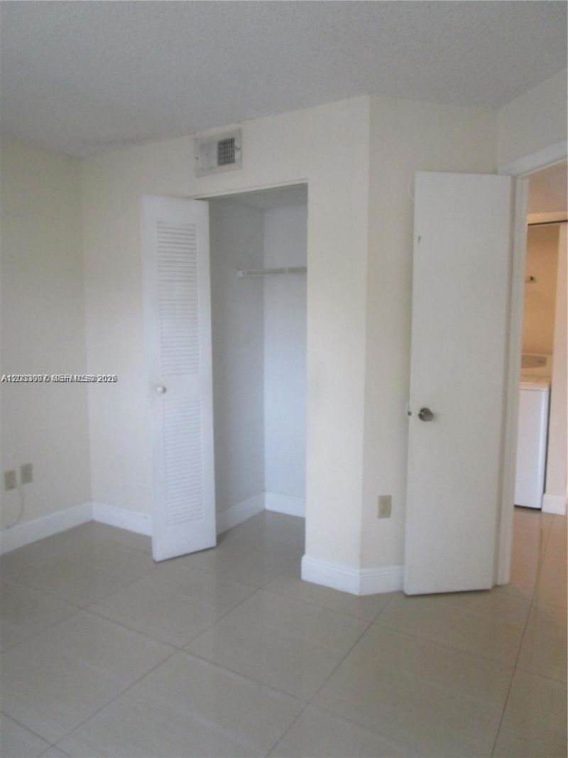 9491 S Palm Cir S , Unit 205, Pembroke Pines, FL 33025 Photo