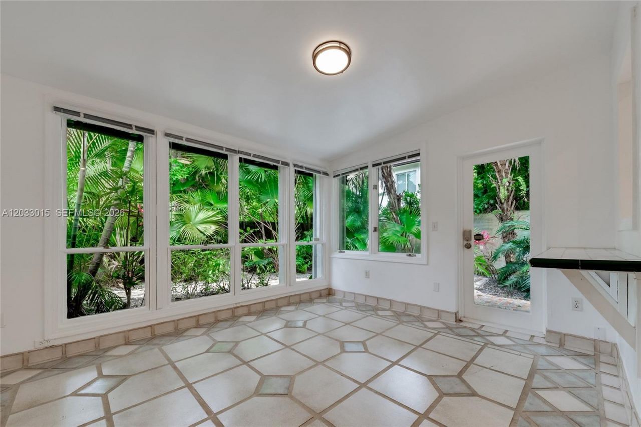 3797 El Prado Blvd, Miami, FL 33133 Photo