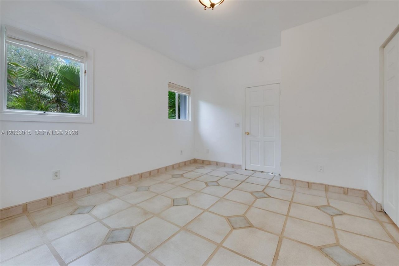 3797 El Prado Blvd, Miami, FL 33133 Photo