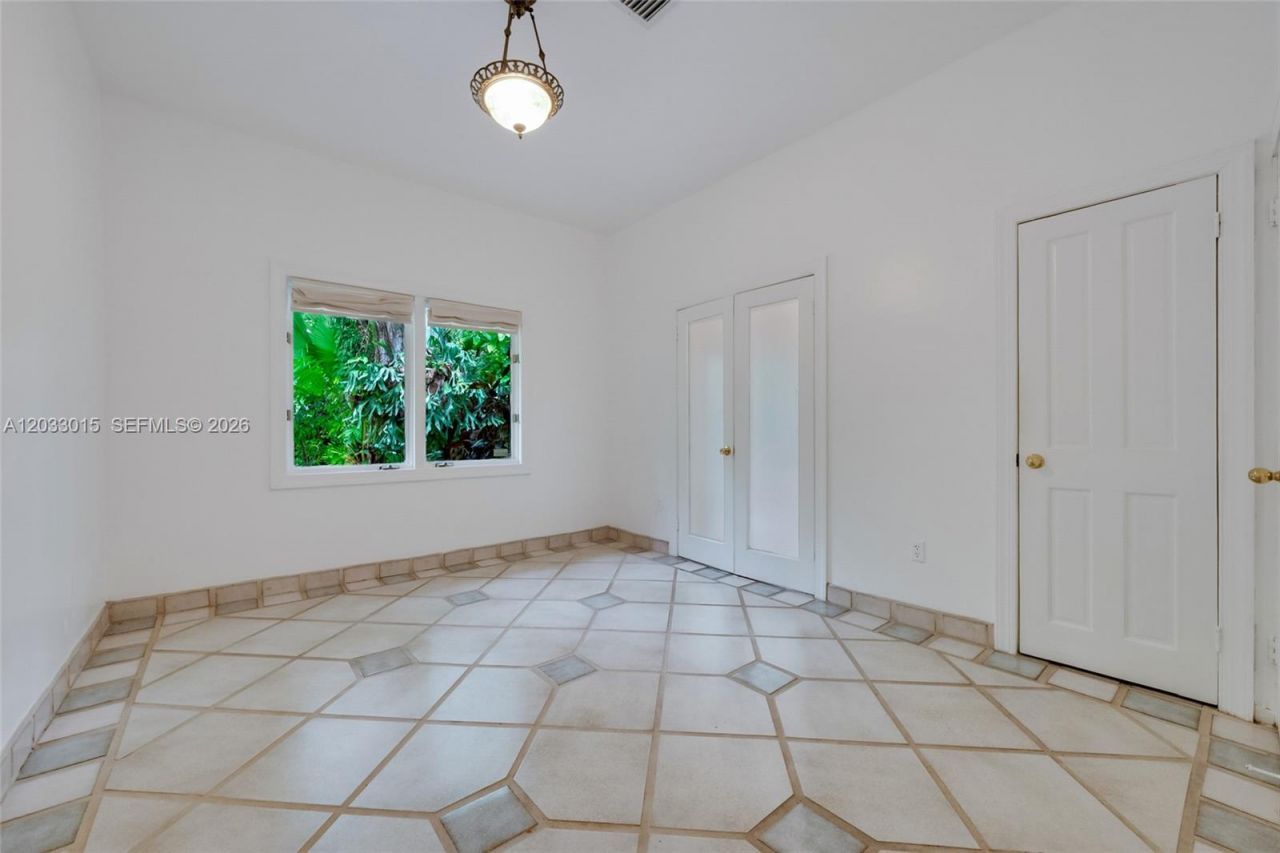 3797 El Prado Blvd, Miami, FL 33133 Photo