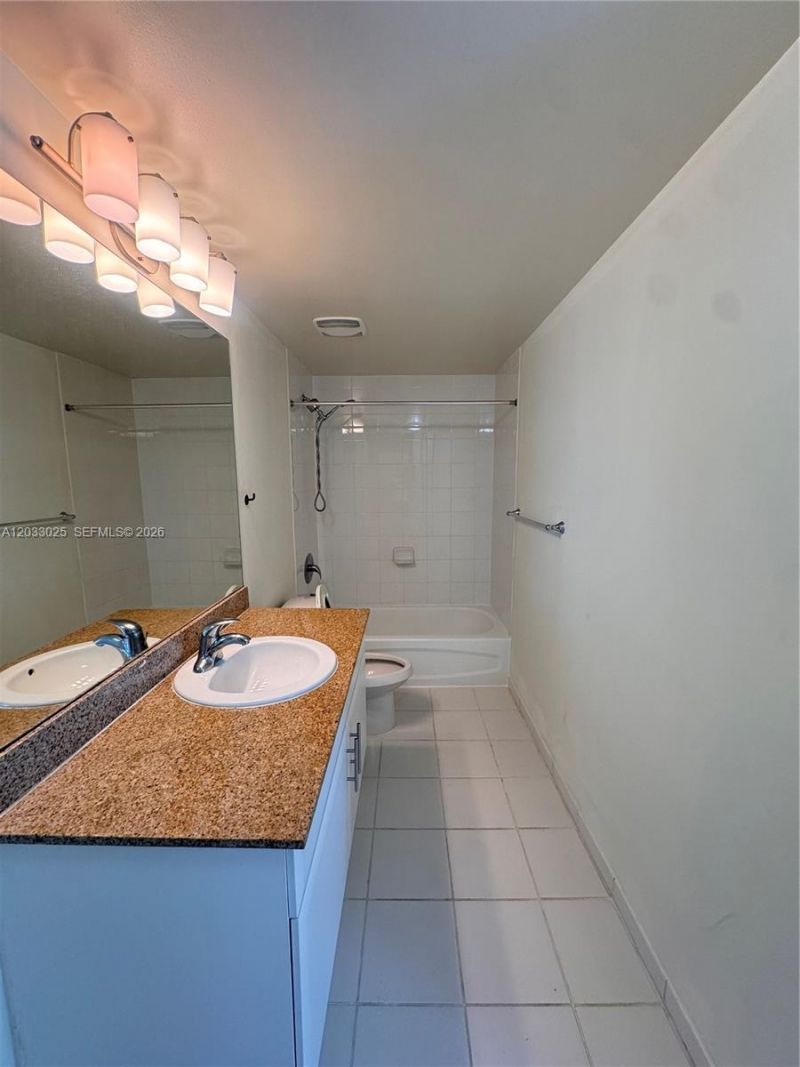 1861 NW S River Dr , Unit 803, Miami, FL 33125 Photo