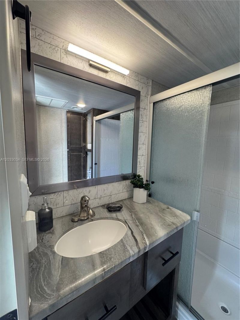 325 Calusa St #428 , Key Largo, FL 33037 Photo
