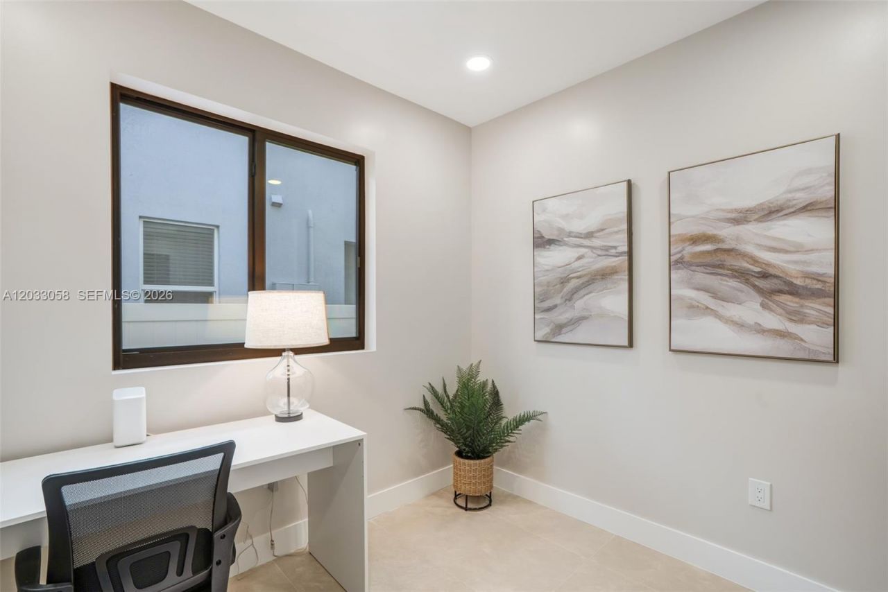 701 SW 17th St , Unit 701, Fort Lauderdale, FL 33315 Photo