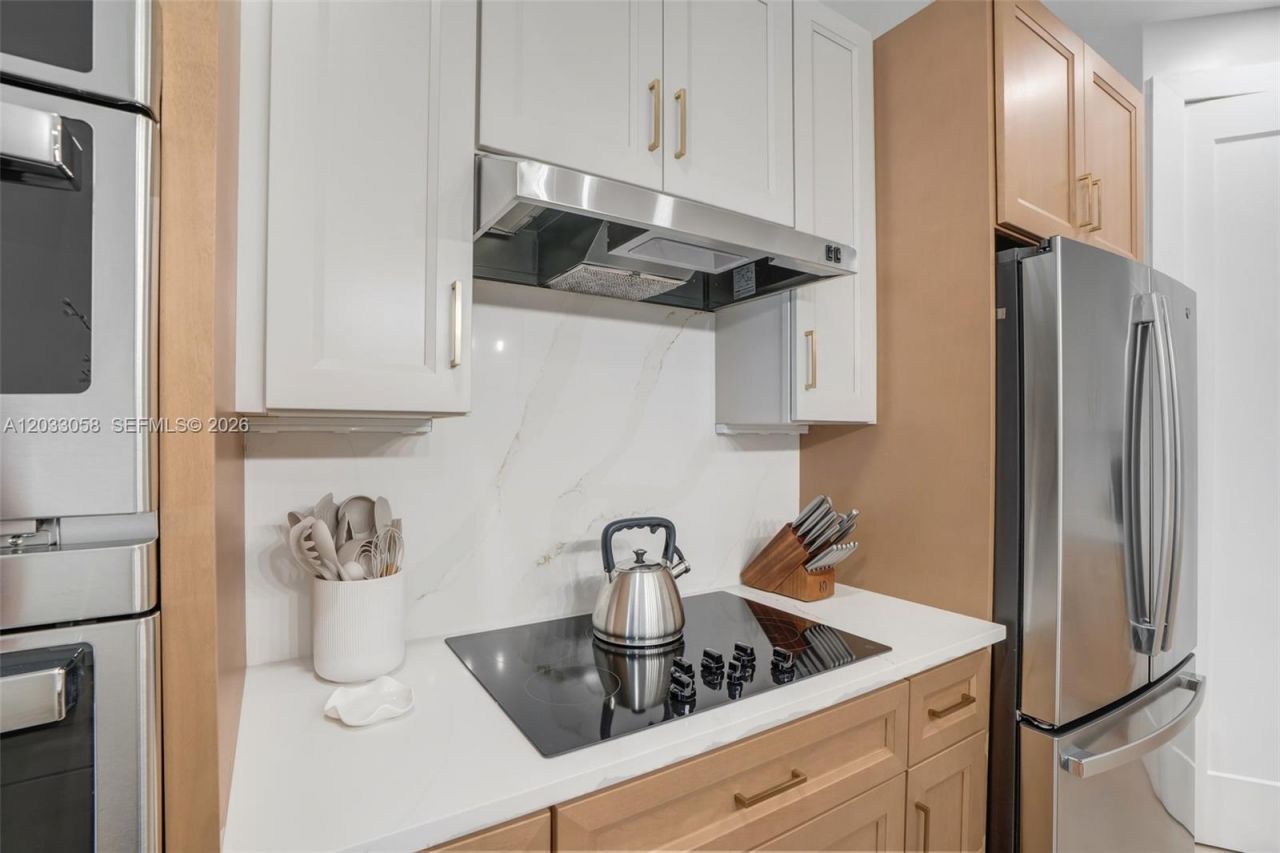 701 SW 17th St , Unit 701, Fort Lauderdale, FL 33315 Photo