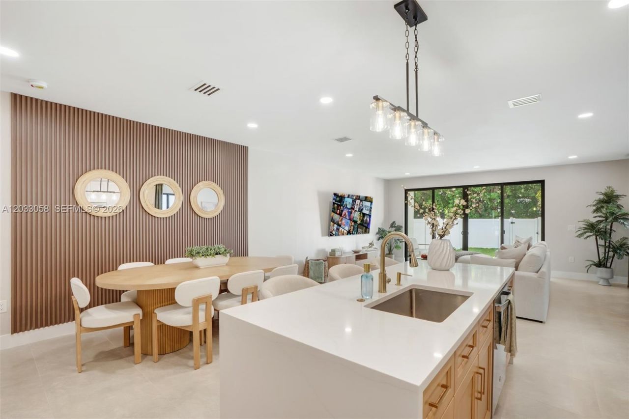 701 SW 17th St , Unit 701, Fort Lauderdale, FL 33315 Photo