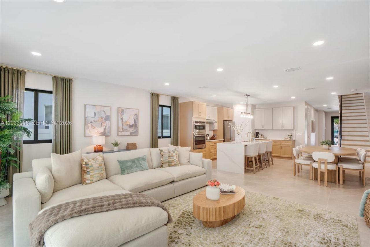 701 SW 17th St , Unit 701, Fort Lauderdale, FL 33315 Photo
