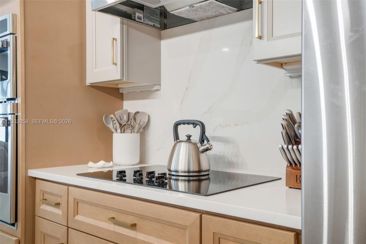 701 SW 17th St , Unit 701, Fort Lauderdale, FL 33315 Photo