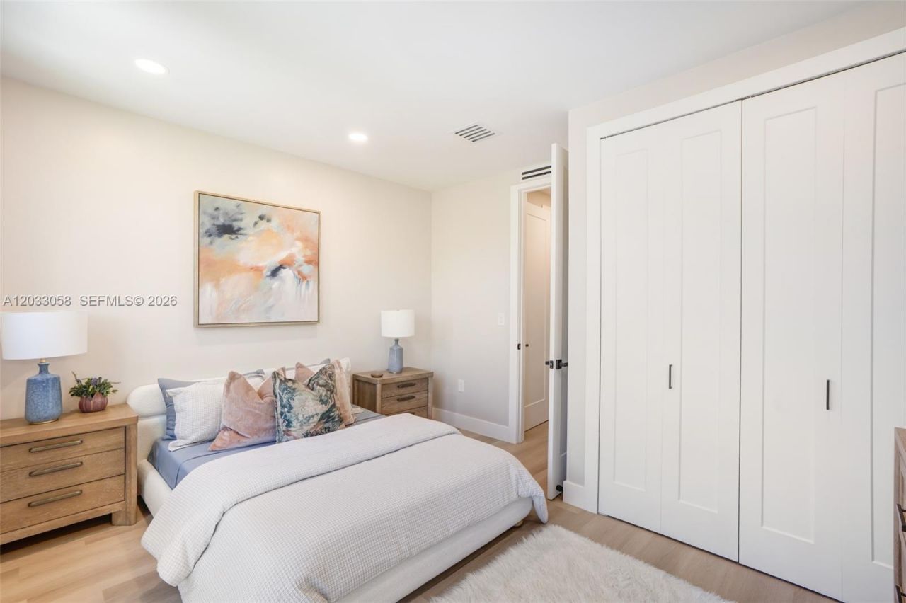 701 SW 17th St , Unit 701, Fort Lauderdale, FL 33315 Photo