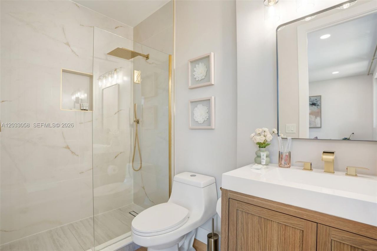 701 SW 17th St , Unit 701, Fort Lauderdale, FL 33315 Photo
